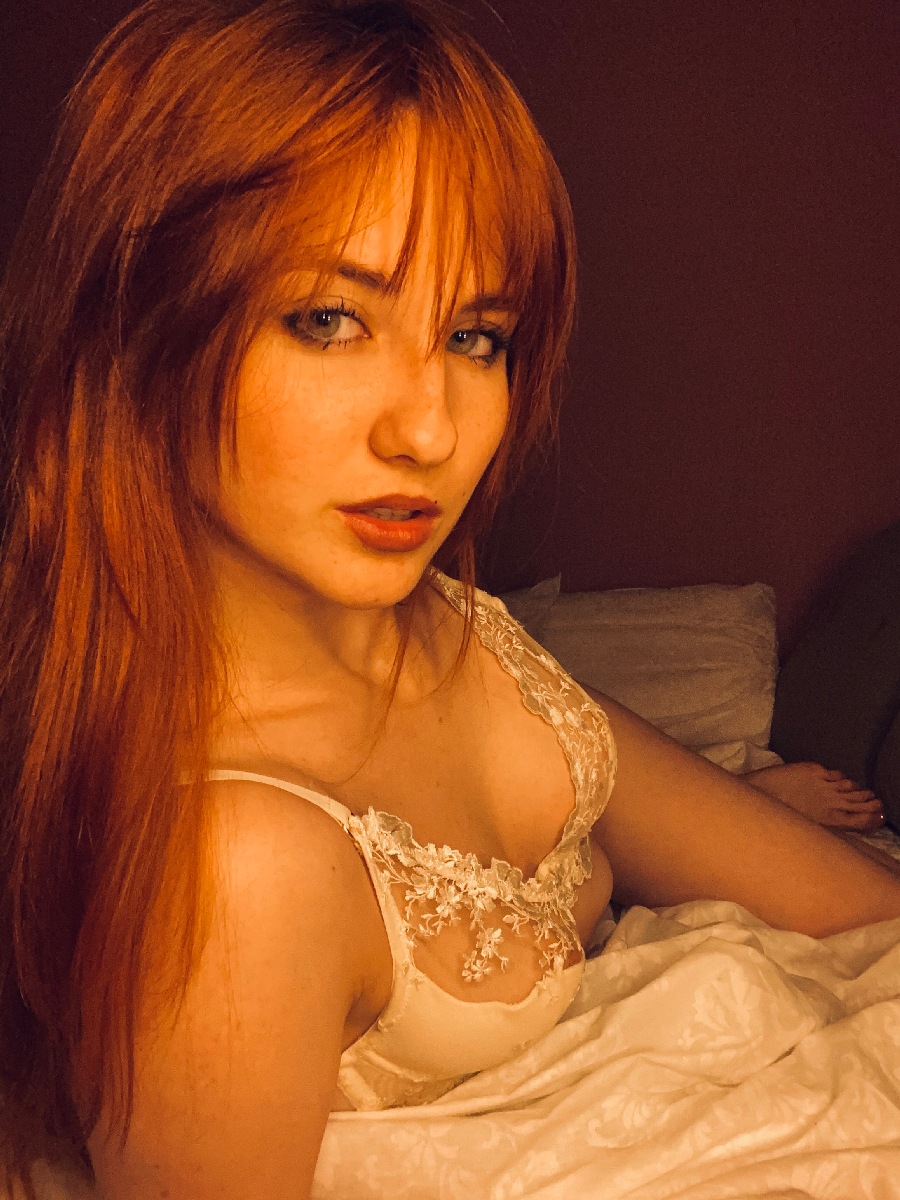 A playful frame from Nata — online in Gujranwala