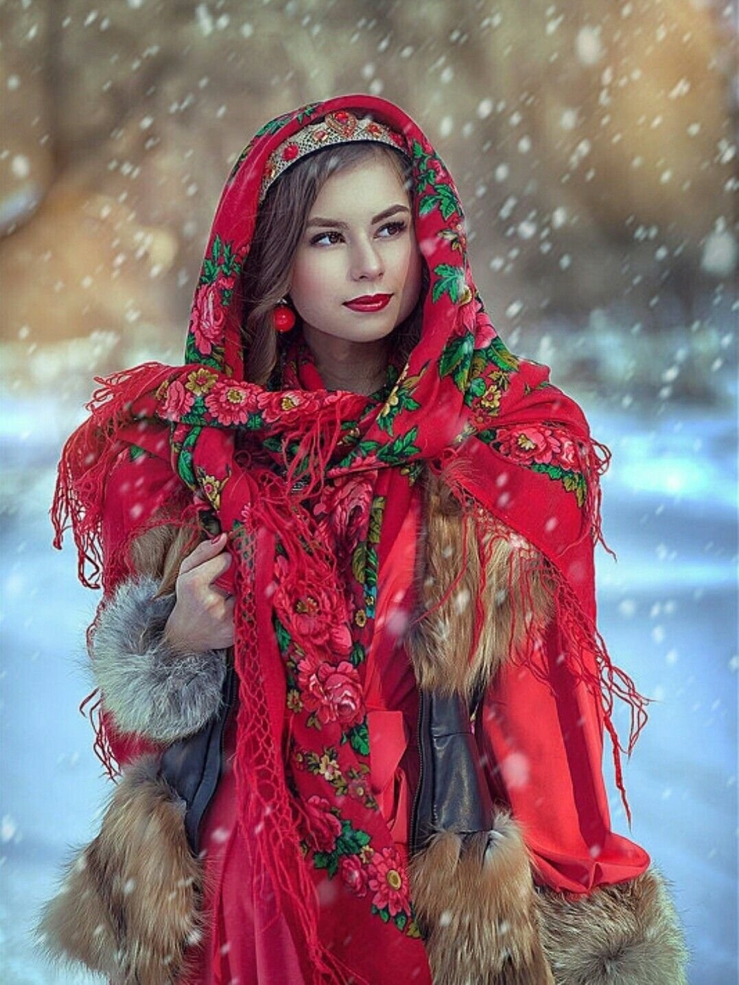 Beautiful girl Women in Slavic costumes in Gujranwala