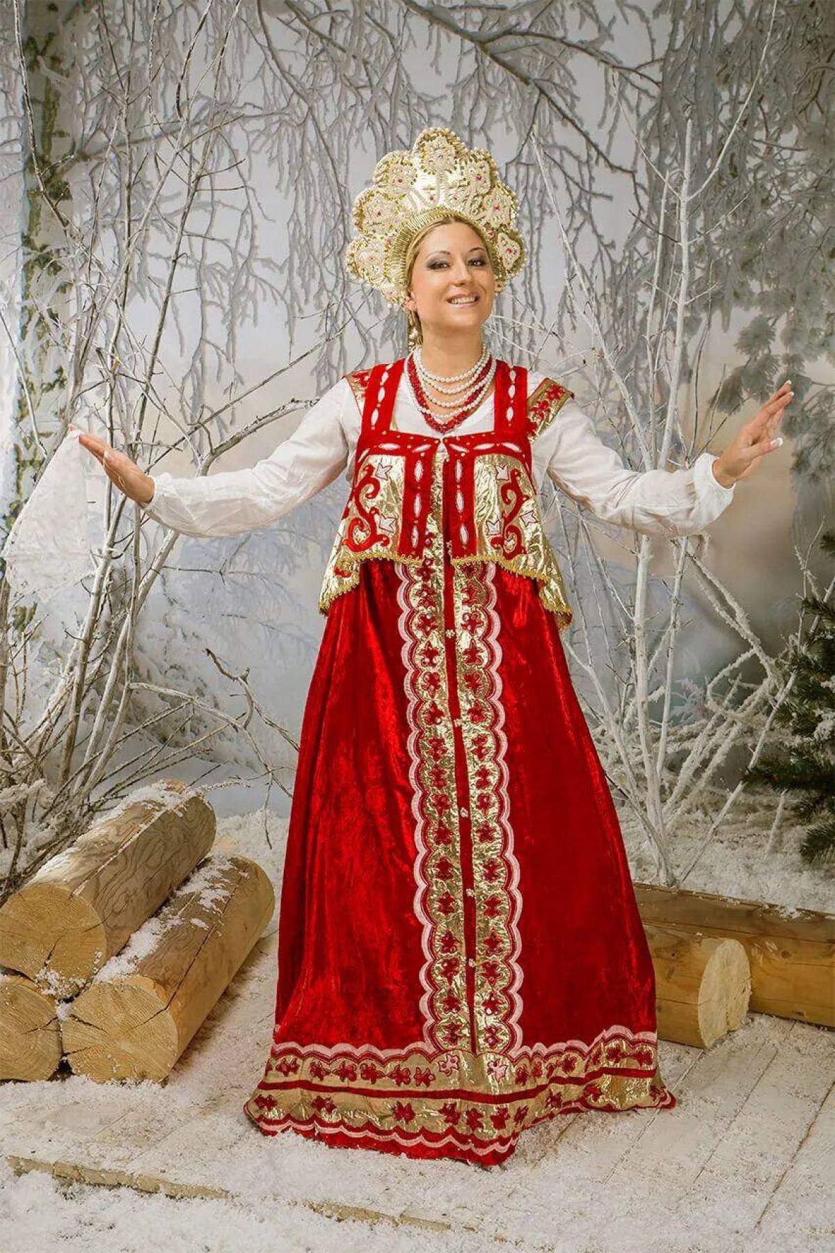 Girls in Slavic costumes in Gujranwala